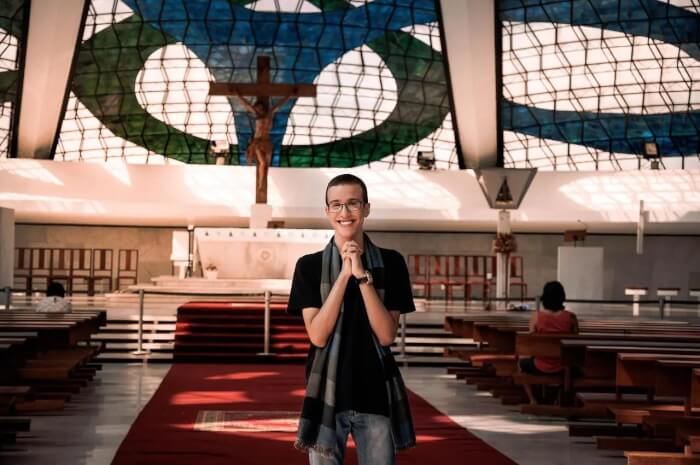 Carême Jour 36 – Visite une église et prends un temps pour prier