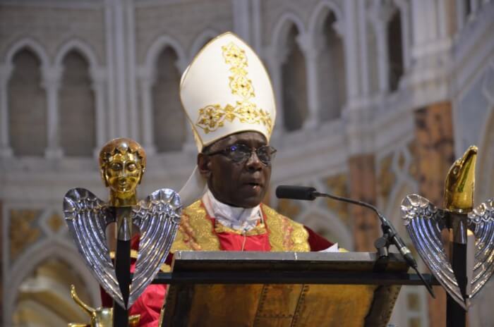 L’homélie choc du Cardinal Sarah à Sainte-Anne-d’Auray