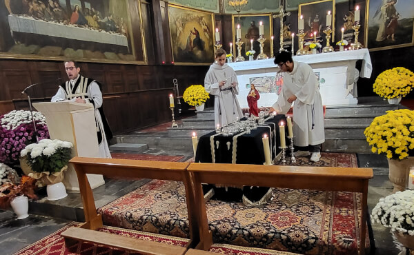 Commémoration de tous les Fidèles Défunts