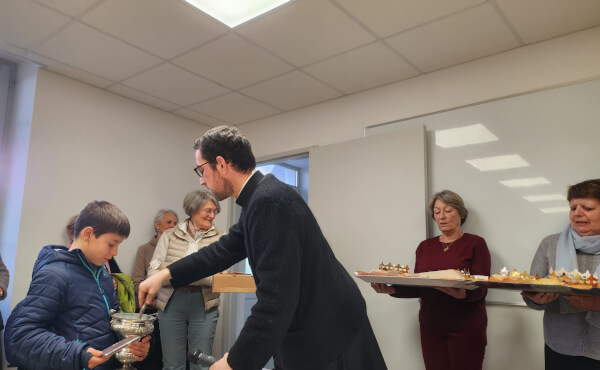 Partage de galette avec les bénévoles de la Paroisse