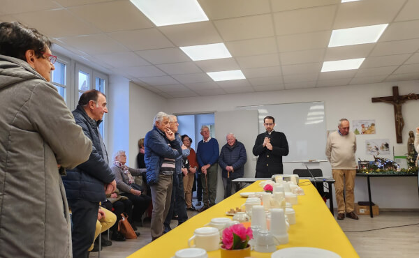 Partage de galette avec les bénévoles de la Paroisse