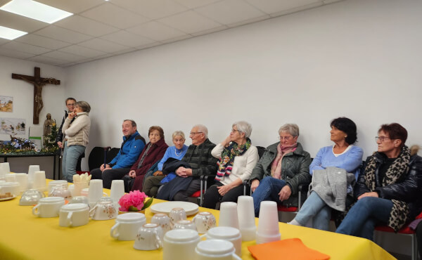 Partage de galette avec les bénévoles de la Paroisse